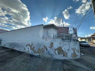 Casa com 3 Quartos à venda, 210m² no Jardim Brasil, Itapetininga