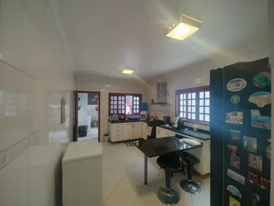 Sobrado com 3 Quartos à venda, 131m² no Bosque dos Eucaliptos, São José dos Campos