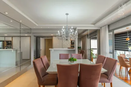 Apartamento com 3 Quartos para alugar, 167m² no Água Verde, Curitiba