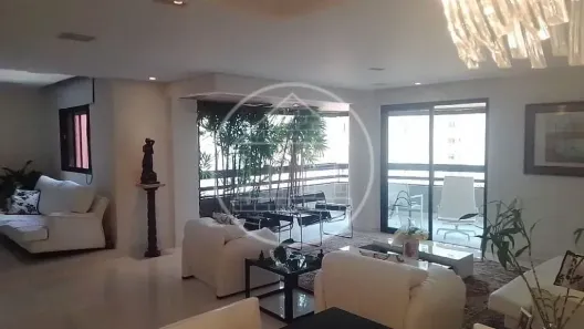 Apartamento com 3 Quartos para alugar, 220m² no Vila Uberabinha, São Paulo