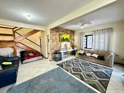 Casa com 5 Quartos à venda, 266m² no Serra Grande, Niterói