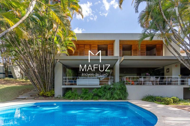 Casa com 7 quartos — Braúnas, Belo Horizonte