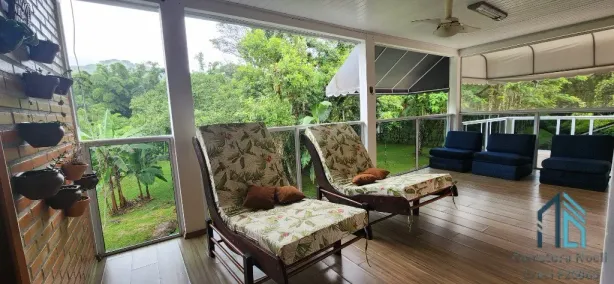 Fazenda/Sítio com 11 Quartos à venda, 830m² no Centro, Morretes