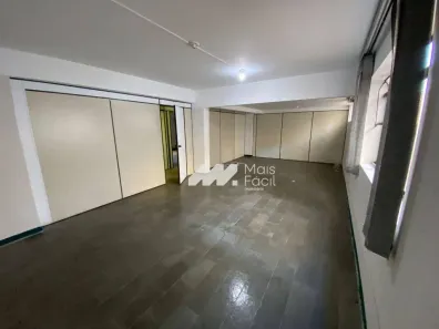 Prédio Comercial para alugar, 150m² no Zona 01, Maringá
