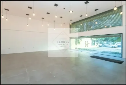 Ponto Comercial para alugar, 100m² no Rio Branco, Porto Alegre