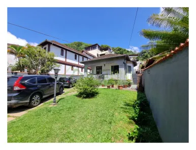 Casa com 3 Quartos à venda, 150m² no Simeria, Petrópolis