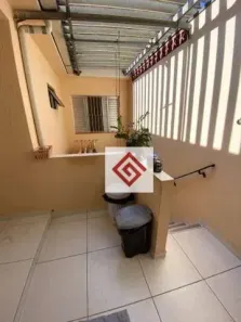Casa com 3 Quartos à venda, 200m² no Jardim Stella, Santo André