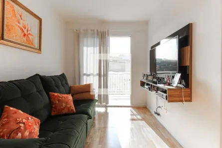 Apartamento com 2 Quartos à venda, 50m² no Vila Carmosina, São Paulo