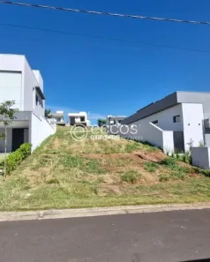 Lote/Terreno à venda, 326m² no Granja Marileusa, Uberlândia