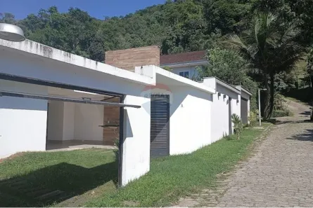 Casa com 4 Quartos à venda, 175m² no Vargem Grande, Rio de Janeiro