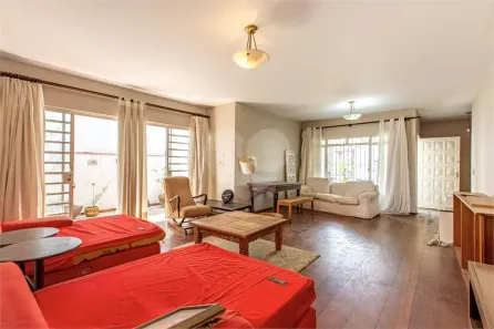 Casa com 4 Quartos à venda, 266m² no Vila Madalena, São Paulo