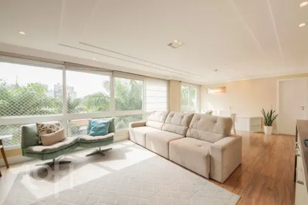 Apartamento com 3 Quartos à venda, 134m² no Passo da Areia, Porto Alegre