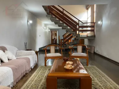 Sobrado com 3 Quartos à venda, 300m² no Interlagos, São Paulo