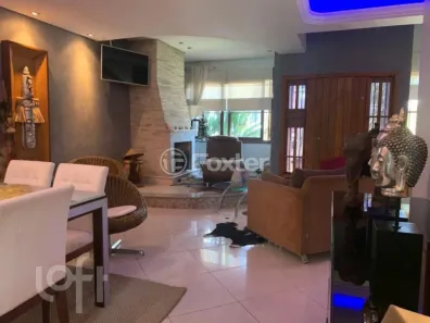 Casa com 4 Quartos à venda, 330m² no Camaquã, Porto Alegre
