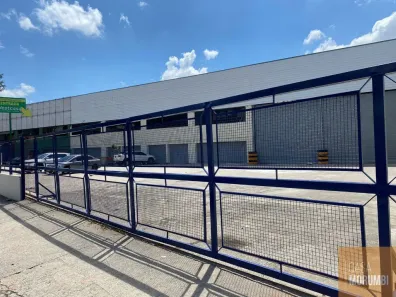 Galpão/Depósito/Armazém à venda, 3600m² no Jardim Triângulo, Taboão da Serra