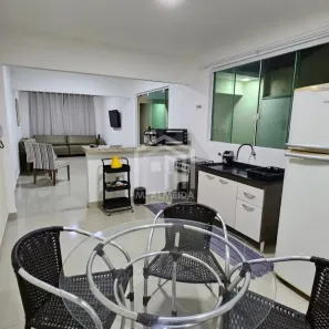 Casa com 3 Quartos para alugar, 115m² no Parque Residencial Cidade Nova, Maringá