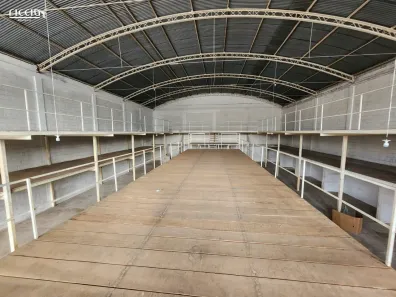 Galpão/Depósito/Armazém à venda, 850m² no Jardim Satélite, São José dos Campos