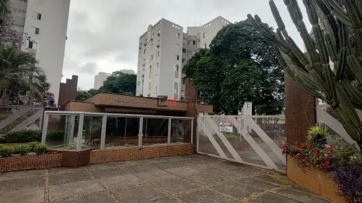 Apartamento com 3 Quartos à venda, 72m² no Cláudia, Londrina