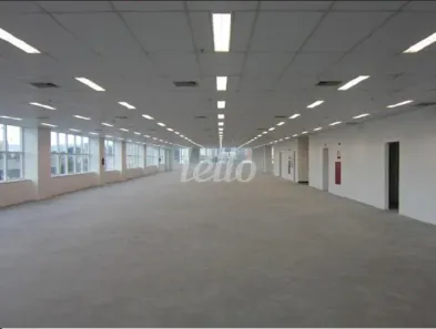 Sala Comercial para alugar, 820m² no Jardim das Laranjeiras, São Paulo