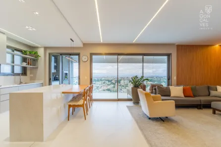 Apartamento com 3 Quartos à venda, 155m² no Água Verde, Curitiba