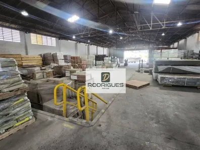 Galpão/Depósito/Armazém para alugar, 2600m² no Vila Nogueira, Diadema