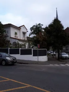 Imóvel Comercial com 3 Quartos para alugar, 210m² no Centro, Petrópolis