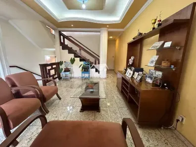 Casa com 4 Quartos à venda, 270m² no Teixeira Dias (Barreiro), Belo Horizonte