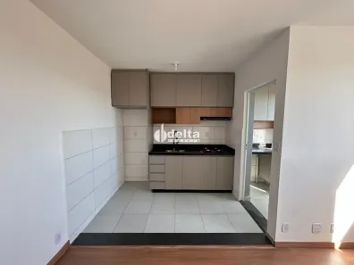 Apartamento com 2 Quartos para alugar, 48m² no Laranjeiras, Uberlândia