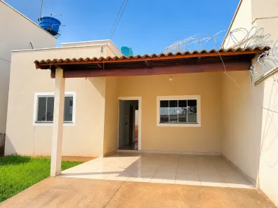 Casa com 3 Quartos à venda, 250m² no Residencial Flor do Ipê I, Senador Canedo