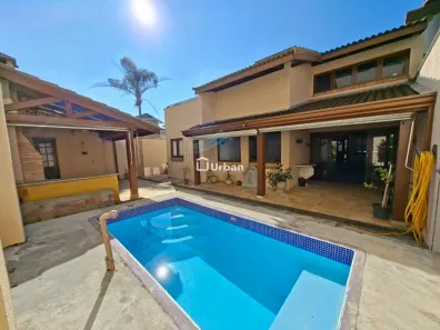 Casa de Condomínio com 3 Quartos para alugar, 284m² no São Paulo II, Cotia
