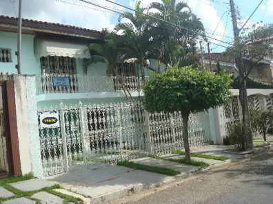 Casa com 3 Quartos à venda, 240m² no Jardim Emília, Sorocaba