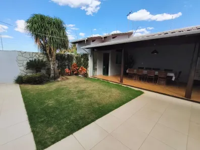 Casa com 3 Quartos à venda, 150m² no Santo André, Anápolis