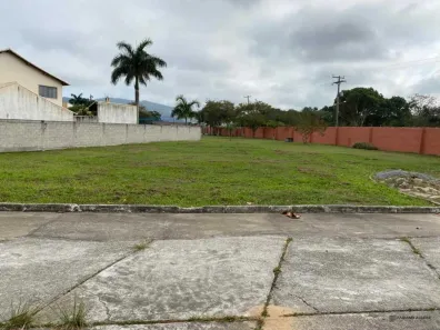 Lote/Terreno à venda, 579m² no Balneário São Pedro, São Pedro da Aldeia