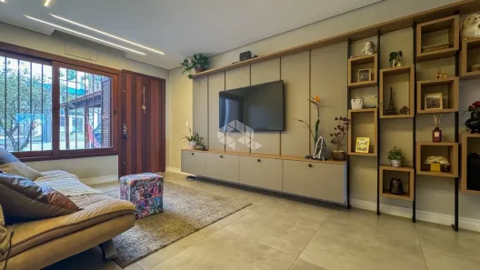 Casa com 3 Quartos à venda, 188m² no Santo Antônio, Porto Alegre