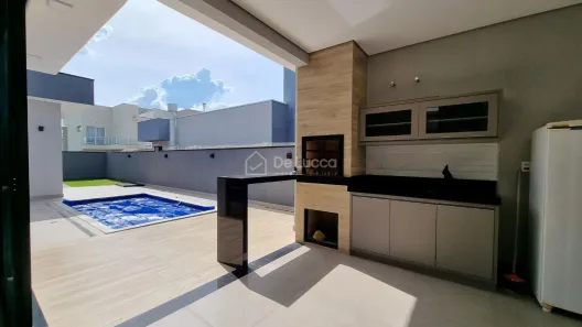 Casa de Condomínio com 3 Quartos à venda, 200m² no Parque Brasil 500, Paulínia