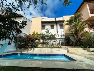 Casa com 4 Quartos à venda, 340m² no Teixeiras, Juiz de Fora