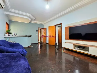Sobrado com 3 Quartos para alugar, 195m² no Vila Camargo, Limeira