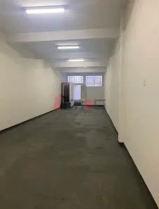 Galpão/Depósito/Armazém para alugar, 520m² no Vila Anastácio, São Paulo