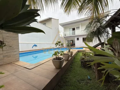 Casa com 4 Quartos à venda, 249m² no Jardim Amália, Volta Redonda