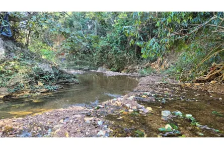 Fazenda/Sítio com 3 Quartos à venda, 230000m² no Jardim da Barragem V, Águas Lindas de Goiás