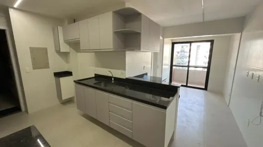 Apartamento com 4 Quartos para alugar, 188m² no Nossa Senhora das Graças, Manaus