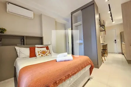 Kitnet com 1 Quarto à venda, 32m² no Santo Amaro, São Paulo