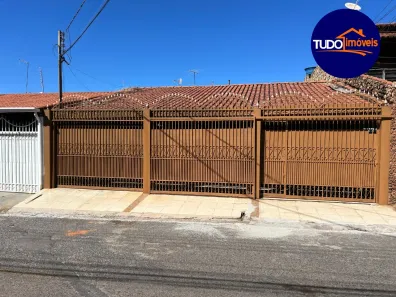 Casa com 3 Quartos à venda, 380m² no Setor Leste, Brasília
