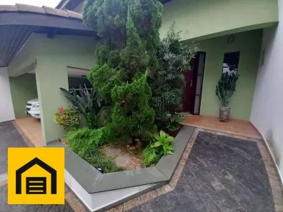 Sobrado com 2 Quartos à venda, 299m² no Vila Assis Brasil, Mauá