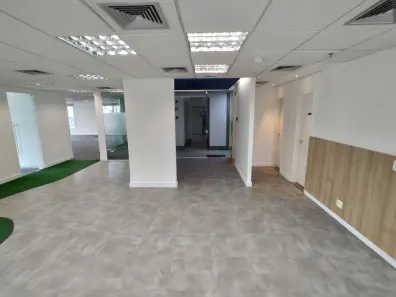 Sala Comercial para alugar, 466m² no Pinheiros, São Paulo