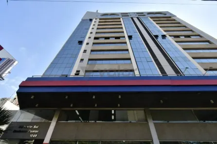 Sala Comercial para alugar, 226m² no Cambuí, Campinas