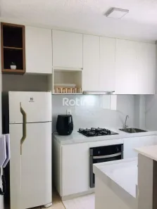 Apartamento com 2 Quartos à venda, 41m² no Jardim Holanda, Uberlândia