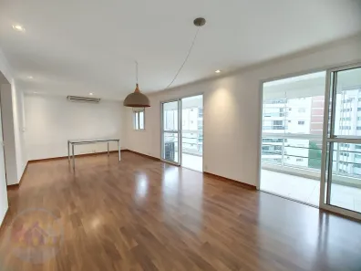 Apartamento com 3 Quartos para alugar, 139m² no Vila Olímpia, São Paulo