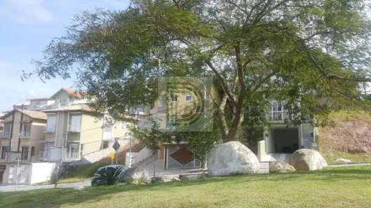Lote/Terreno à venda, 275m² no Jardim Caiapiá, Cotia