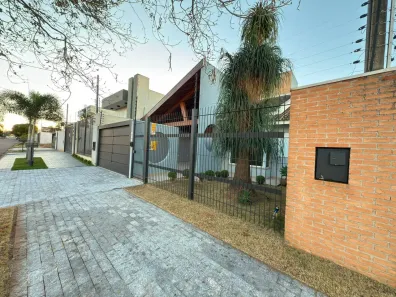 Casa com 3 Quartos para alugar, 280m² no Jardim Paraizo, Maringá